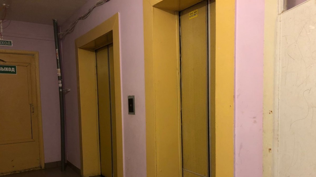 В Самарской области заменят 610 лифтов в 223 домах В 2026 году в Самарской области будет реализована масштабная программа по замене лифтового оборудования в многоквартирных домах Работы охватят крупнейшие города области Самару Тольятти Сызрань Новокуйбышевск а также поселок Курумоч Волжского района Полный список адресов уже разместили на нашем сайте ГТРК Самара MAX lВК lОК lСАЙТ