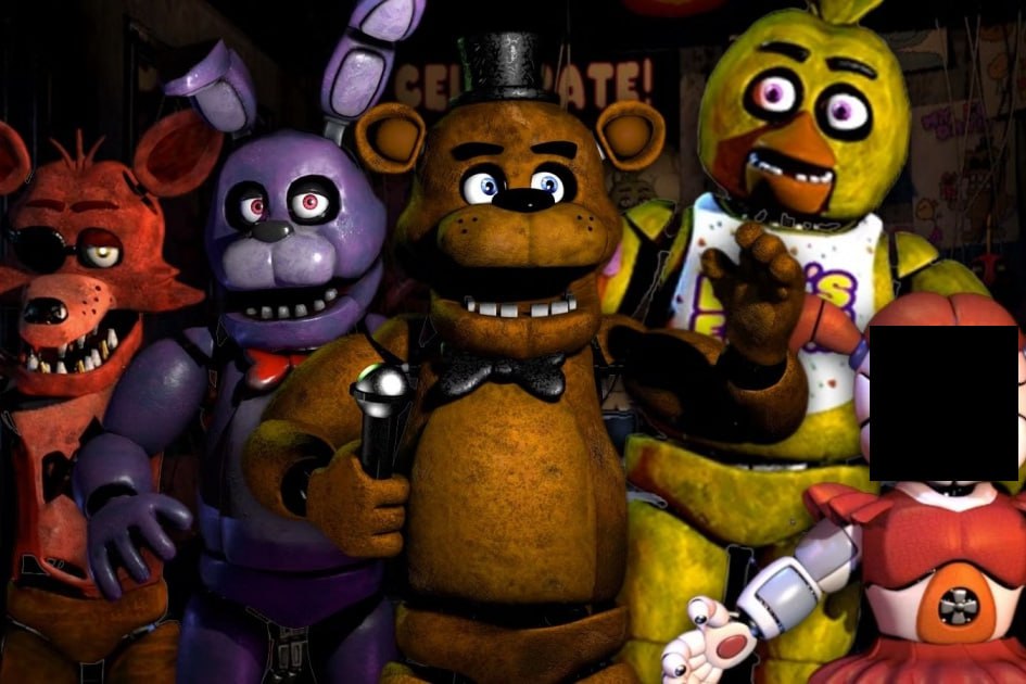 Джеффри Эпштейн рассылал порно с персонажами Five Nights at Freddy s это подтвердили новые документы Минюста США В опубликованных архивах обнаружилась ещё одна дикая деталь в 2017 году он отправлял знакомым ссылки на NSFW анимации с персонажами Five Nights at Freddy s размещённые на 4chan В одном из писем тема была подписана amazing animations Сначала история разошлась по соцсетям как мем но журналисты подтвердили подлинность переписки и самих материалов И это не единственная странная связь Эпштейна с видеоиграми ещё в 2013 году Microsoft заблокировала его аккаунт в Xbox Live за серьёзный повторяющийся харассмент и угрозы других игроков Фанатов FNAF обходим стороной exploitex