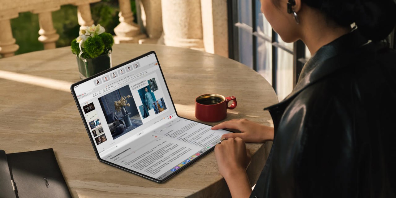 Huawei представила MateBook Fold — ноутбук в виде большого складного экрана Это ноутбук, который складывается пополам, как смартфоны-раскладушки. Он оснащён 18-дюймовым LTPO OLED-экраном с разрешением 3296 × 2472 пикселя, поддержкой HDR Vivid и яркостью до 1600 нит. Особенность конструкции — трёхслойная углеродная основа экрана, делающая его устойчивым к повреждениям. При этом весит MateBook Fold всего 1,16 кг, а в разложенном виде его толщина составляет 7,3 мм — как у смартфона. Читать → Подписаться