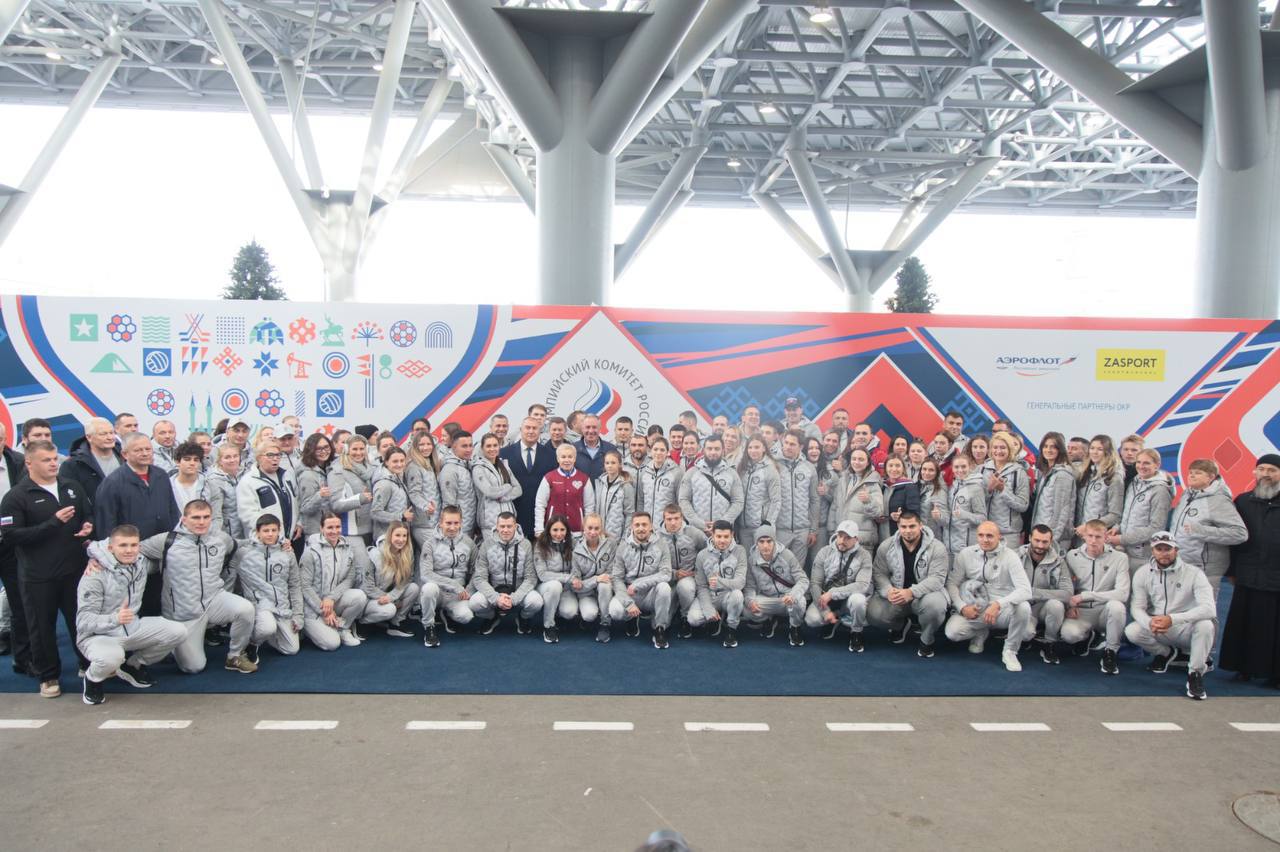 В Самаре дали старт обратному отсчету до начала XIII Международного спортивного форума «Россия – спортивная держава» Отличный повод вспомнить, как форум проходил у нас. Это было по-настоящему масштабно! Более 5000 человек из 50 стран участвовали в деловых и спортивных программах Проведено свыше 40 мероприятий, включая спортивные Открылись три новых спорткомплекса: Центр фехтования, Комплекс для гребного слалома, и спорткомплекс «Амфибия» в Нефтекамске Во Всероссийском дне ходьбы приняли участие более 25000 человек, включая звёзд спорта и олимпийских чемпионов. А какие моменты вам запомнились больше всего? Делитесь в комментариях!