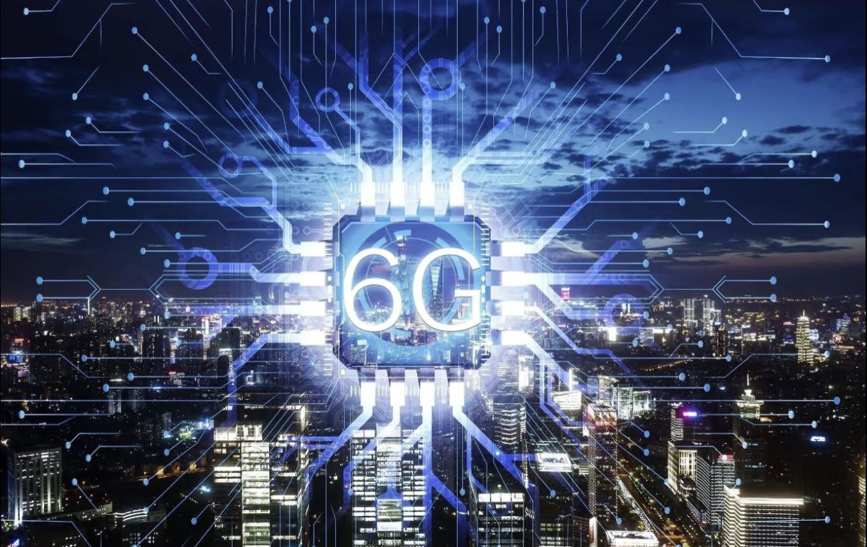 Госполитика Китая содействует скачку в области промышленного Интернете вещей Общее количество базовых станций 5G в Китае достигло 4 705 млн В Китае построено более 20 000 промышленных сетей 5G Полным ходом идёт тестирование оборудования для 6G Производство оборудование для 5G в Китае составляет более 40 мирового рынка а стоимость текущая снизилась на 90 по сравнению с первоначальной стоимостью Почти 90 автомобильных компаний Китая внедрили искусственный интеллект в производство Более 65 автомобильных компаний уже планируют создать штатные должности в области искусственного интеллекта  Спасибо за Ваш голос   t me chinaenergyportal boost Энергия Китай