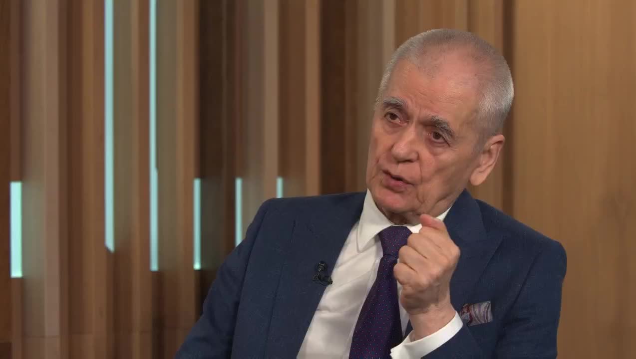 Онищенко: климат и туризм способствуют распространению вируса чикунгунья