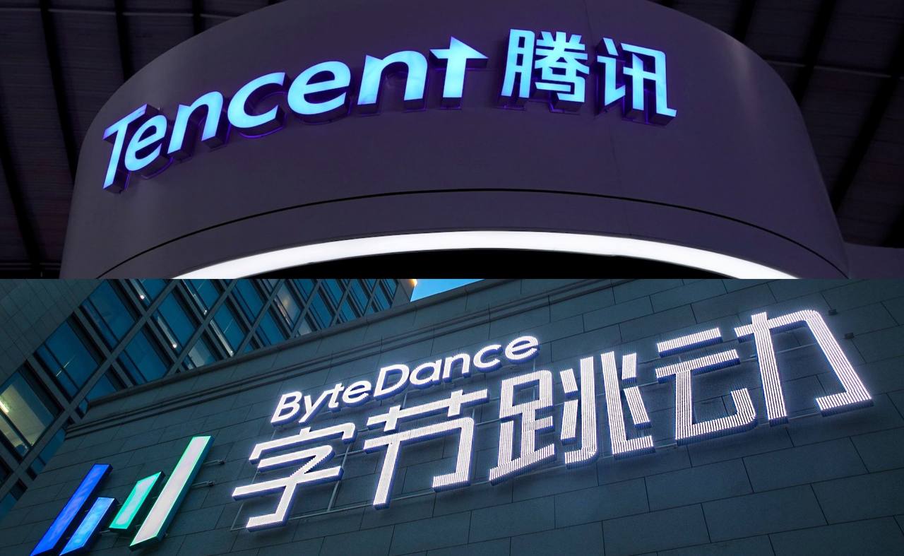 #слухи Apple ведёт переговоры с Tencent и ByteDance для интеграции в   Apple Intelligence на территории Китая  Компания продолжает поиски подходящего партнёра для запуска   Apple Intelligence в Китае, поскольку по требованиям местного законодательства – нужно работать с местными сертифицированными компаниями, работающими с ИИ. Ранее проводились обсуждения с Baidu, но судя по переходу к рассмотрению других вариантов, они завершились не очень успешно. Теперь представители Apple прибыли в Китай для тестирования ИИ-моделей от ByteDance  владеет китайским TikTok  и Tencent  владелец QQ . Обе разработали свои собственные модели генеративного искусственного интеллекта: Doubao и Hunyuan соответственно, которые потенциально могут быть интегрированы в китайские iPhone для   Apple Intelligence, если тесты окажутся успешными. Хотя переговоры ещё находятся на ранних стадиях, шансы у одной из китайских компаний на соглашение с Apple повыше, однако подробностей и условий сделки не сообщается.