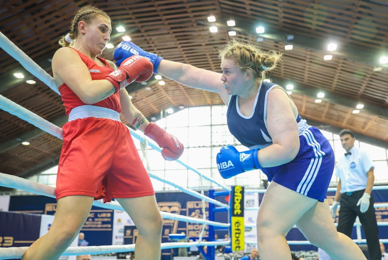 Дарья Козорез стала чемпионкой Европы по боксу U23    В финале молодежного чемпионата Европы Дарья Козорез  +81кг  выиграла у турецкой спортсменки Сеймы Дузтас.    Еще одну медаль, бронзовую, завоевал Владислав Гудзь  -67кг . Он прошел боксеров из Грузии и Турции, в полуфинале уступил украинцу Данило Лозану.