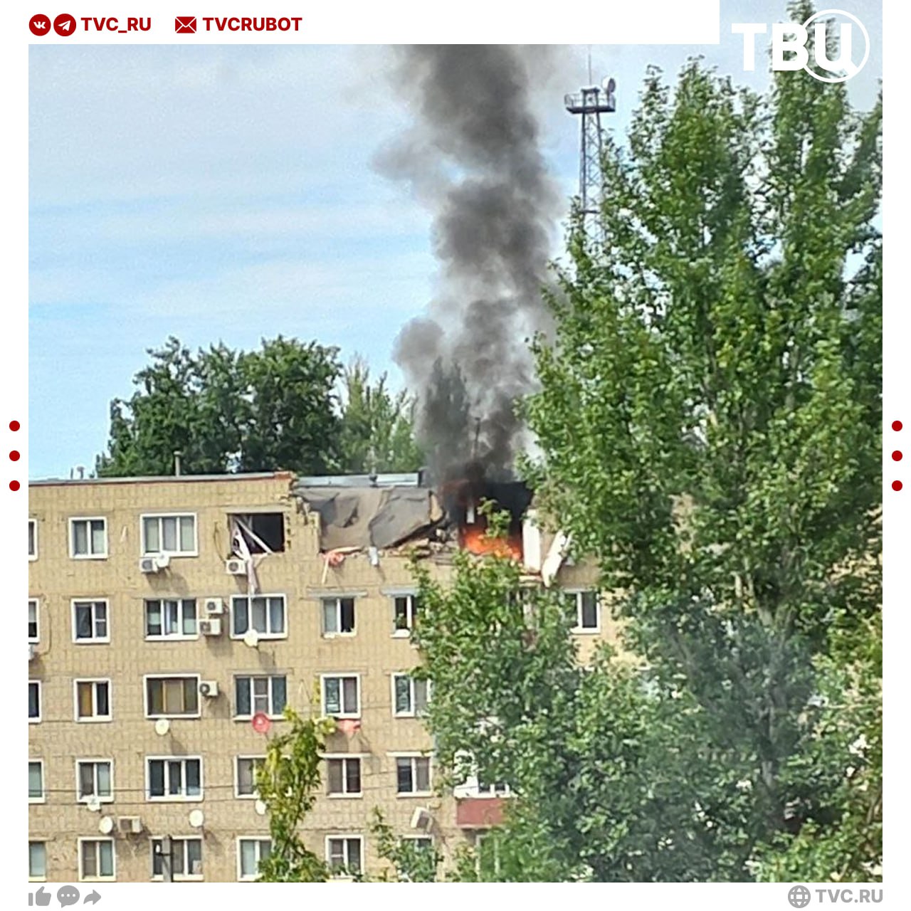 Взрыв прогремел в пятиэтажке в Саратовской области Крыша здания обрушилась в Ершове. Повреждены несколько квартир. На месте работают спасатели, о пострадавших пока неизвестно. UPD: При взрыве повреждены три квартиры, пострадавших нет, сообщил губернатор.