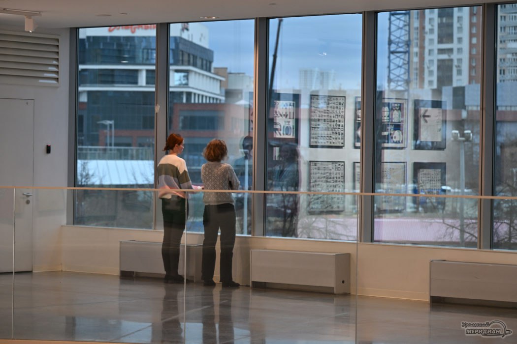 В Екатеринбурге прекращает работу театральная площадка В центре действовавшая на базе Ельцин Центра Последние спектакли Самый лучший Новый год и Сказка о сером львенке состоятся в новогодние праздники Решение о закрытии принято исключительно по экономическим причинам после утраты основного спонсора Подписаться на Уральский меридиан