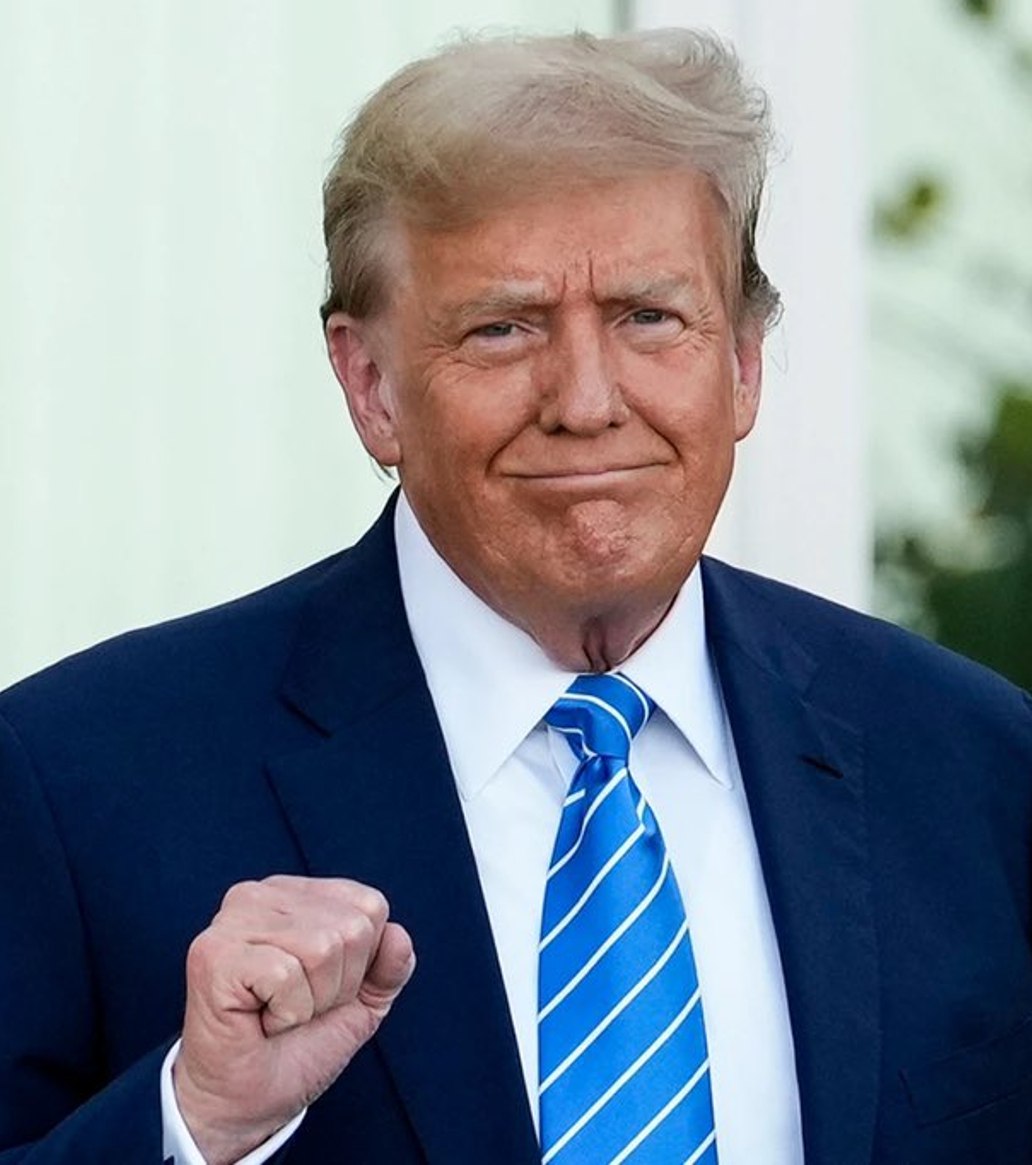Экс-президент США Дональд Трамп заявил, что нынешнее положение фондового рынка — заслуга Джо Байдена, а не его.