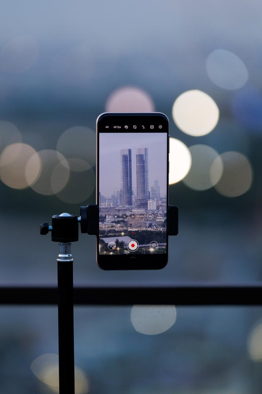 ​МТС провел презентацию флагманских смартфонов HUAWEI Pura 80 Ultra и Pro со смотровой площадки на Воробьевых горах  Главная фишка смартфона — невероятный оптический зум 3,7x и 9,4x, а также цифровой зум 100х. Можно в деталях рассмотреть улочки и достопримечательности столицы, не сходя с места.  Кадры получаются просто вау.