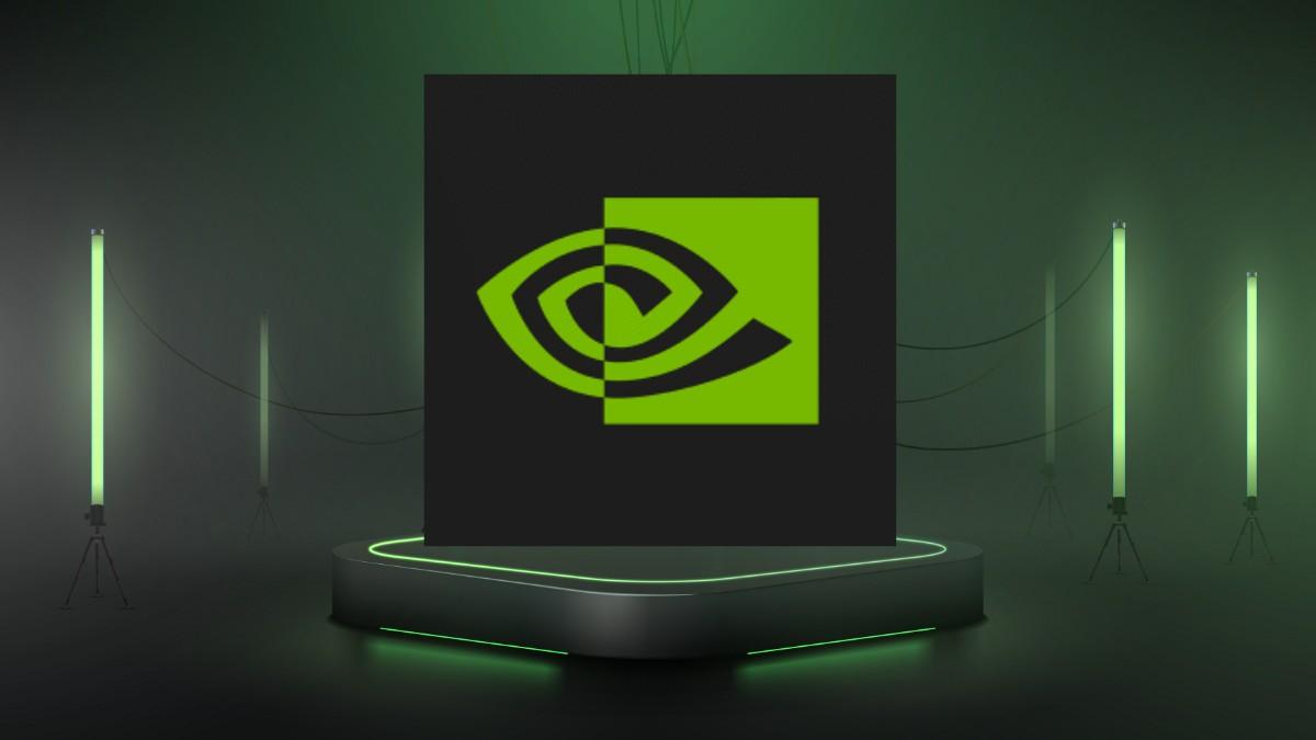 NVIDIA запустила DLSS 4 5 функция вышла из беты и доступна с обновлением NVIDIA App версии 11 0 6 которое уже можно загрузить и установить Обновленной моделью Super Resolution для более эффективного и качественного масштабирования картинки могут пользоваться все владельцы видеокарт линейки RTX Изображение должно стать четче а артефактов будет меньше при использовании конфигураций DLSS Performance или Ultra Performance А вот усовершенствованная генерация кадров для видеокарт серии RTX 50 будет доступна только с будущей весны Кинопоиск Игры