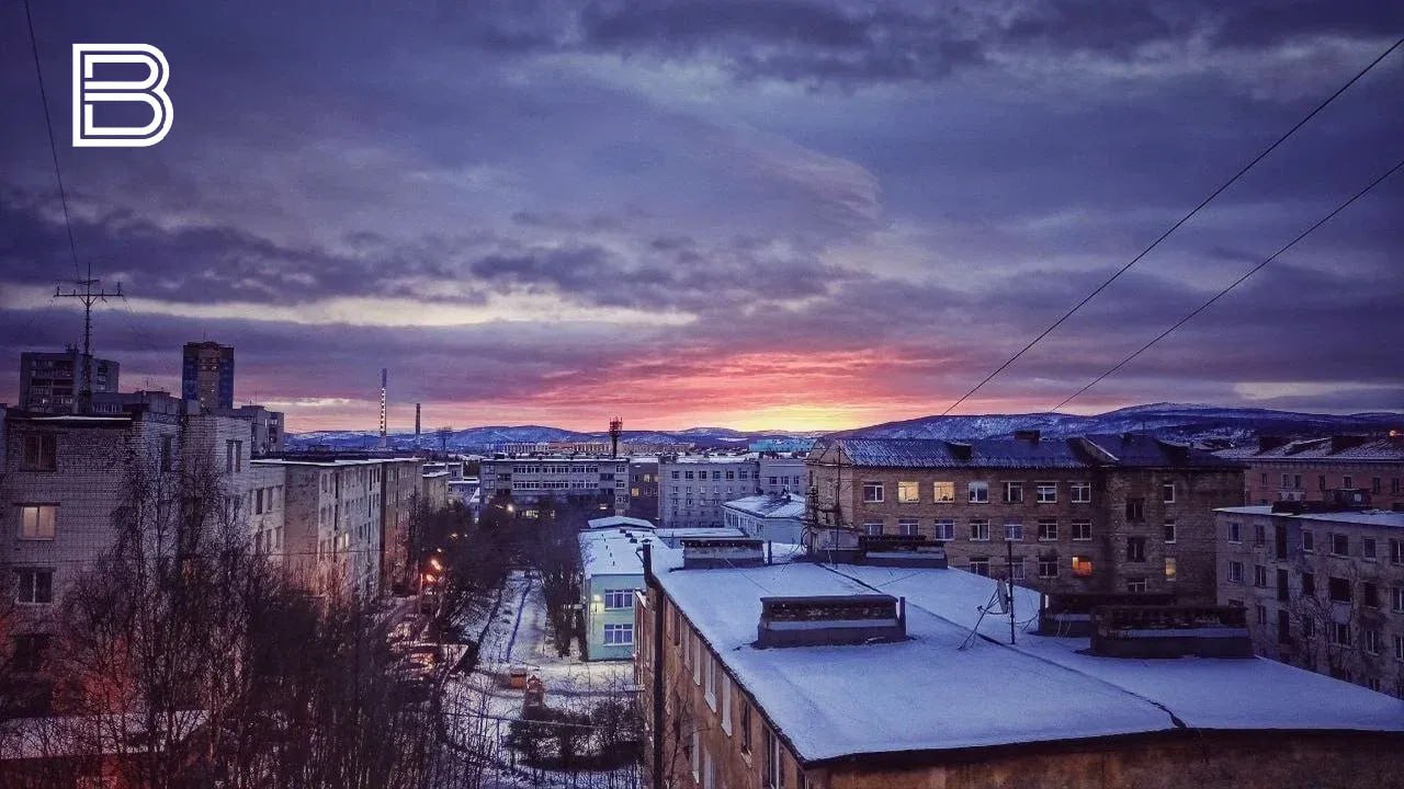 Андрей Чибис в Мурманской области будет создан промпарк По его словам проект соответствует целям губернаторского плана На Севере жить Глава региона отметил что поручение президента помогает окончательно структурировать проект несмотря на существующие нюансы с земельными вопросами Губернатор также пригласил потенциальных резидентов направлять свои заявки в Корпорацию развития области или лично заместителю губернатора Светлане Панфиловой Все самые важные новости Telegram MAX