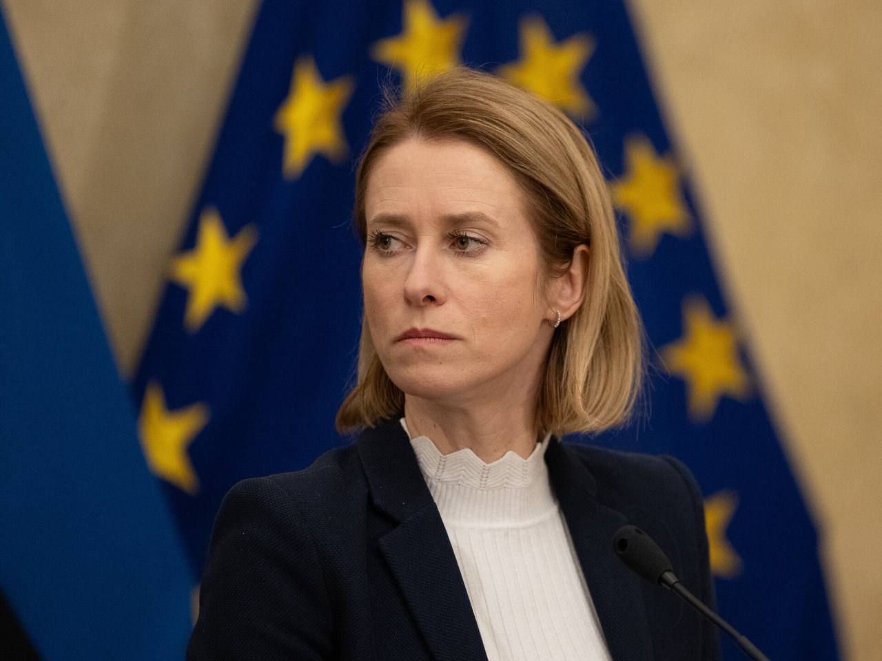 Обвинения Трампа в несоблюдении свободы слова в ЕС это провокация заявила Кая Каллас Она призвала США искать нарушения в других местах и подчеркнула что Евросоюз является самой сутью свободы слова Подпишись RogandarNEWs мы в MAX