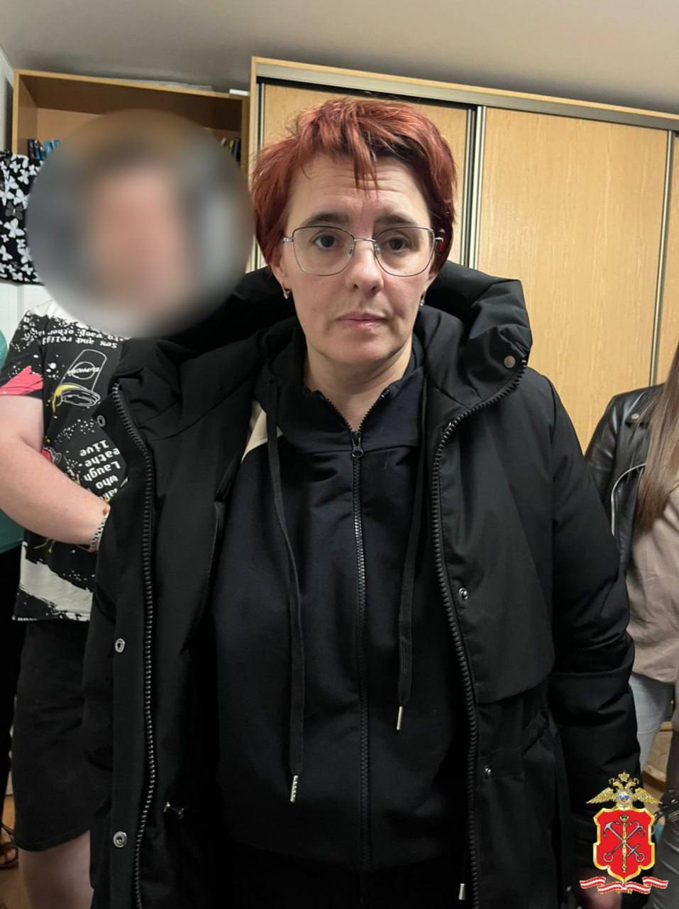В Петербурге по подозрению в краже 25 миллионов рублей задержана домработница О пропаже 7 Мая крупной суммы, которая хранилась в коробке на балконе квартиры, в полицию сообщил местный бизнесмен. В результате реализации комплекса оперативно-розыскных мероприятий сотрудники Управления уголовного розыска петербургского Главка совместно с коллегами из Московского района установили, что женщина проживает в деревне Коваши Ломоносовского района Ленобласти и задержали ее. Похищенное изъято - сообщили в ГУ МВД России по Санкт-Петербургу и Ленинградской области.