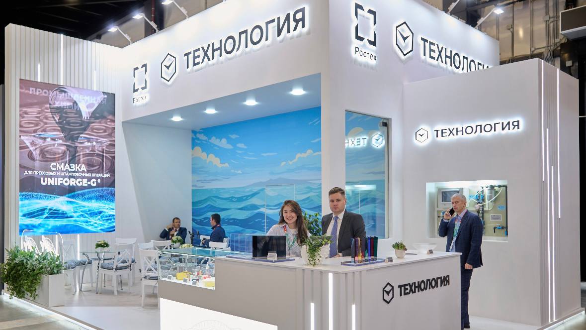 Обнинская Технология представила судовое остекление созданное на основе аэрокосмических разработок Предприятие принимает участие в 18 й Международной выставке Нева 2025 Технология демонстрирует высокотехнологичное остекление в том числе для глубоководных аппаратов Отличительная особенность представленной продукции в том что в ее основе лежат наши разработки для аэрокосмической отрасли Надежность разработок подтверждена эксплуатацией в космосе перепадами температур и перегрузками характерными для авиации Имеющийся опыт мы успешно транслируем и в судостроительную отрасль поставляя изделия конструкционной оптики на суда работающих в разных климатических условиях сказал генеральный директор ОНПП Технология Андрей Силкин Присоединяйтесь к Народу Обнинска