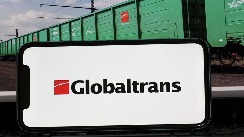 Чистая прибыль Globaltrans в 2024 году выросла на 2%  Чистая прибыль железнодорожной группы Globaltrans Investment PLC в 2024 г. выросла на 2% к уровню 2023 г. и составила 39,4 млрд руб., сообщила компания.  Скорректированная выручка Globaltrans увеличилась на 6%, до 92,7 млрд руб., скорректированная EBITDA составила 53,9 млрд руб., превысив на 3% уровень 2023 г. #gltr