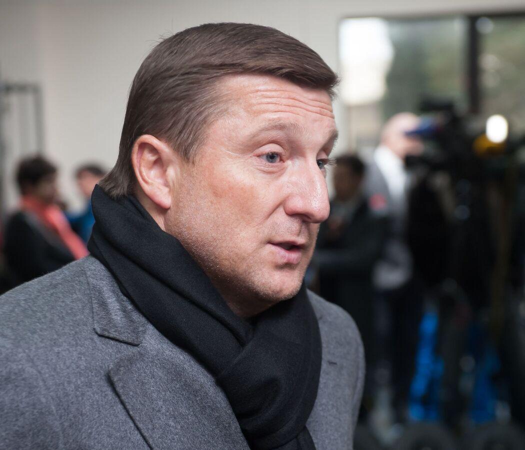 Сочинского бизнесмена лишили 130 объектов недвижимости на 3 9 миллиарда рублей уведомили в объединенной пресс службе судов Краснодарского края По данным СМИ объекты Плаза и ТЦ Новый век в Сочи принадлежат предпринимателю Рубену Татуляну находящемуся в розыске в России
