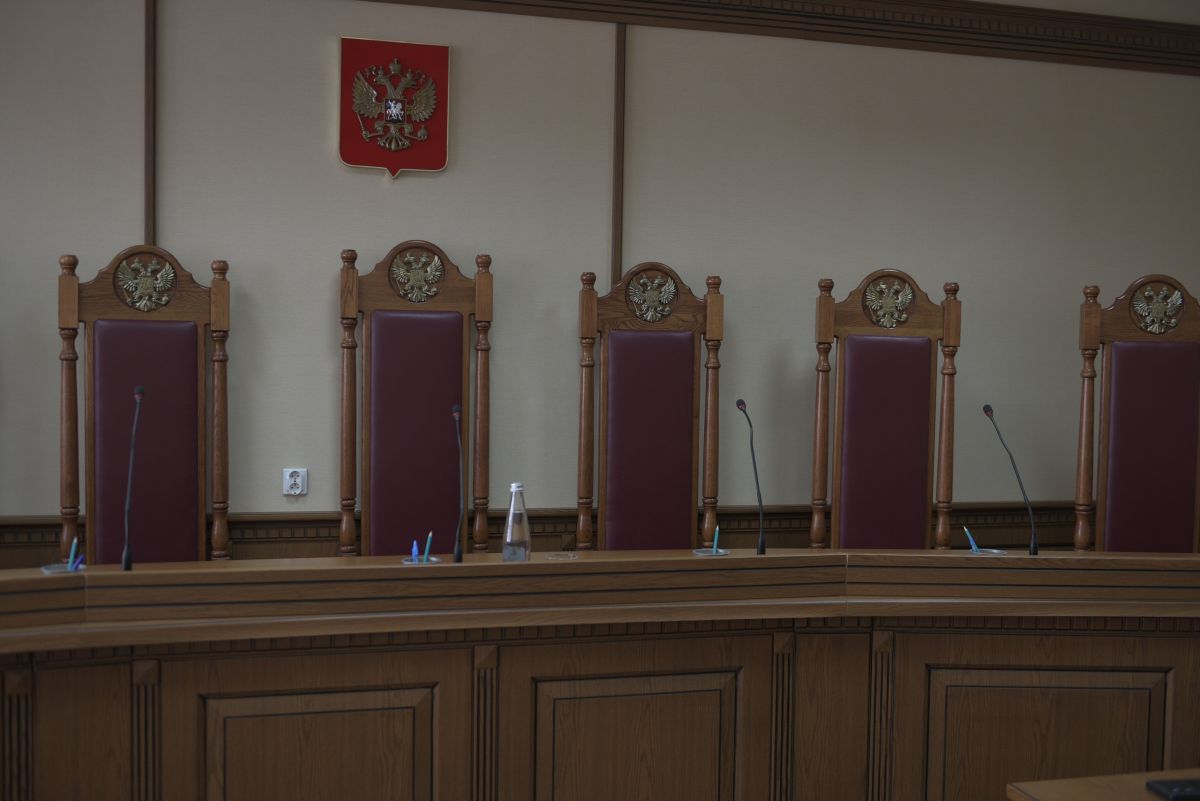 Преподаватели ВЛГУ и гендир компании похитили 11 млн рублей выделенных по гранту   newsvladimir ru fn 1737658 html Сотрудники ВЛГУ имени А Г и Н Г Столетовых осуждены за хищение средств Приговор вынес Октябрьский райсуд На скамье подсудимых оказались заведующие кафедрами Технология машиностроения и Физика и прикладная математика Сергей Аракелян и Валентин Морозов   Прислать новость Подписаться   Мы в MAX