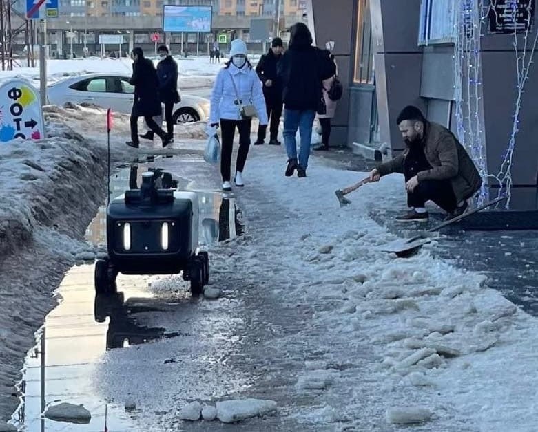 Активное использование беспилотных технологий для доставки товаров может начаться через 2-3 года — глава Минтранса России Андрей Никитин в интервью ТАСС.