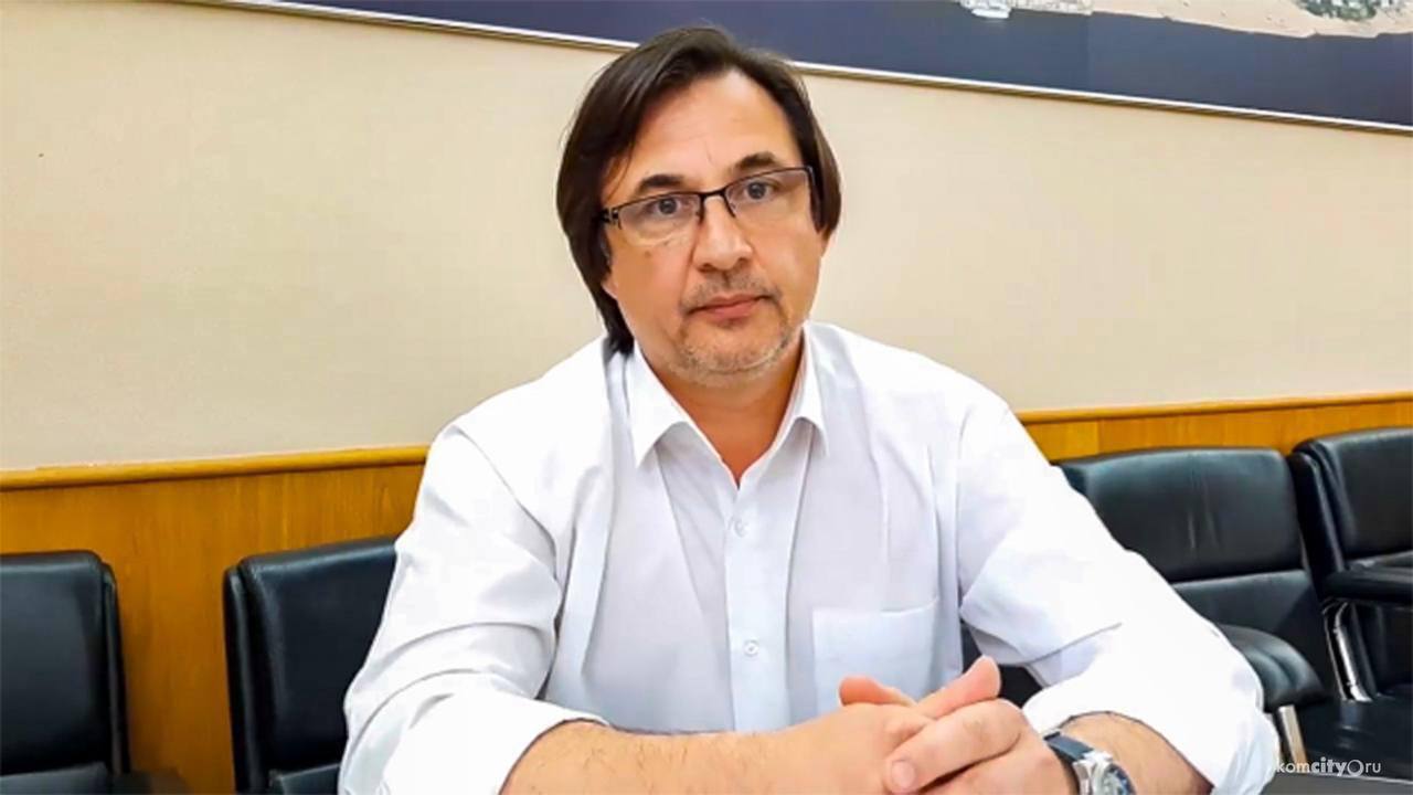 В четверг Александр Жорник проведёт депутатский приём комсомольчан В этот четверг 18 сентября очередной личный приём граждан проведёт Александр Жорник депутат краевой Думы Приём будет проводиться с 17 до 19 часов На приём требуется предварительная запись по телефону 7 914 173 47 99