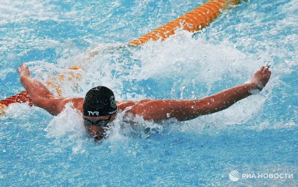 В World Aquatics прокомментировали отказ Польши пускать россиян на ЧЕ Поскольку мы не были осведомлены об этой ситуации ранее World Aquatics не может дать комментарии заявили РИА Новости в пресс службе Международной федерации водных видов спорта в ответ на вопрос может ли организация потребовать от European Aquatics перенести чемпионат Европы в ту страну которая сможет принять всех участников Подписывайтесь на РИА Новости Спорт в Mакс