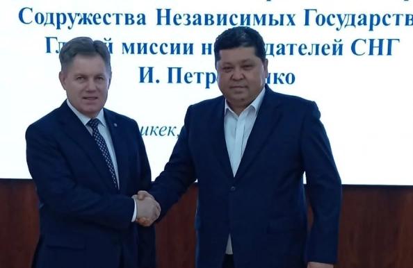 Миссия наблюдателей от СНГ начала работу на досрочных выборах депутатов Жогорку Кенеша Кыргызской Республики   eccis org news 31094