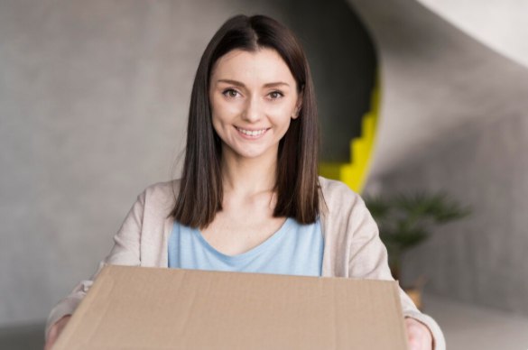 Воронежский волонтер получила премию за помощь фронту Руководитель волонтерского сообщества Бумеранг добра из Ольховатки Воронежской области Марина Моругина удостоена Всероссийской премии добрых дел Сможем вместе победить Торжественная церемония награждения прошла в Зале Славы Музея Победы в Москве Под руководством Марины Моругиной с начала 2024 года в районе была создана целая сеть мастерских по производству маскировочных сетей Сегодня сообщество объединяет более 200 человек работающих в восьми стационарных пунктах и на дому Подписаться на VRN Град