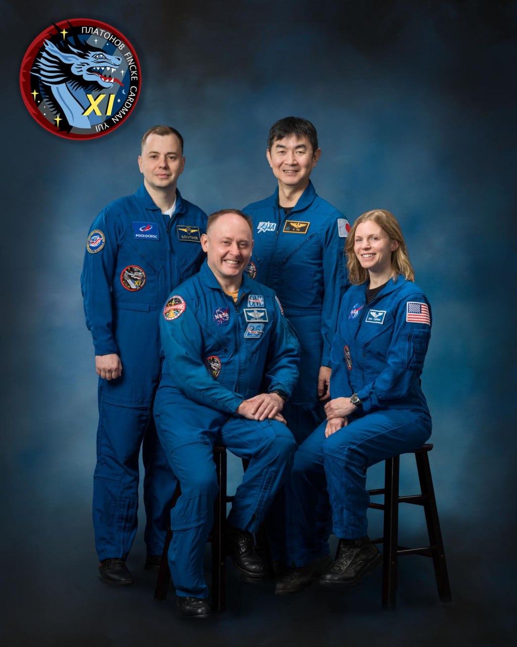 Досрочное возвращение экипажа с МКС из за проблем со здоровьем 8 января NASA отменила плановый выход в открытый космос с МКС Якобы случилась медицинская обеспокоенность по поводу одного из членов экипажа Агентство подчёркивает речь идёт об одном человеке состояние которого стабильное Ни имени ни диагноза ни деталей При этом информацию подтвердили сразу несколько крупных изданий от CBS News до Reuters И именно после этого начался медийный кипиш когда NASA говорит мало вакуум мгновенно заполняется интерпретациями Кто сейчас на орбите в составе Crew 11 Майк Финке и Зена Кардман NASA Кимия Юи JAXA и Олег Платонов Роскосмос Именно Финке и Кардман должны были выходить в EVA 8 января NASA официально подтвердило что рассматривает вариант досрочного возвращения Crew 11 Не объявляет не запускает процедуру именно рассматривает Это важная разница но для заголовков она конечно слишком скучная В общем ждём подробностей Космос ближе чем вы думаете Марат Айрапетян о космосе простыми словами Подписывайтесь