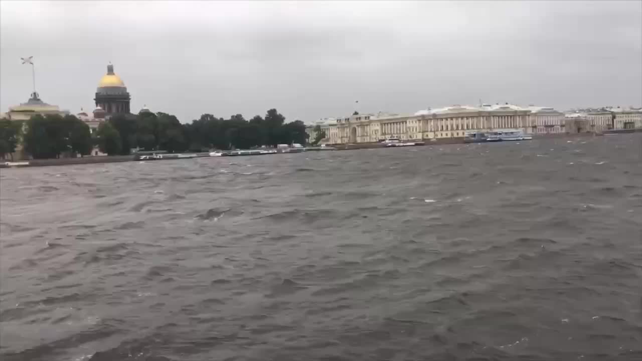 Наводнение угрожает VK Fest в Санкт-Петербурге