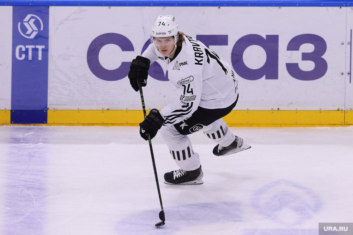 Виталий Кравцов возвращается в Трактор Сегодня ночью Ванкувер выставил игрока на безусловный драфт отказов другими словами расторгнул с ним контракт В АХЛ хоккеист набрал 4 очка в 10 играх В КХЛ права на Виталия принадлежат черно белым По данным Чемпионата он подпишет контракт с командой в ближайшее время Подписаться Мы в MAX