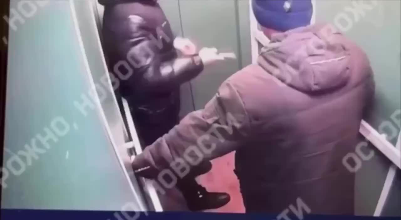 В Барнауле боксер Дмитрий Сухотский обвиняется в нападении на молодого человека в лифте