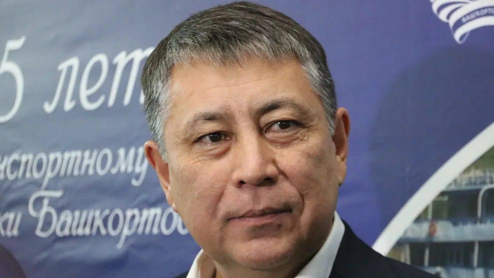 Советский райсуд Уфы сегодня продлил арест генеральному директору Башспирта Раифу Абдрахимову сообщили Ъ Уфа в пресс службе суда Мера пресечения продлена до 17 декабря Предыдущий срок ареста истекает 23 ноября Фото Дмитрий Колпаков Подписывайтесь на Ъ Уфа Оставляйте бусты