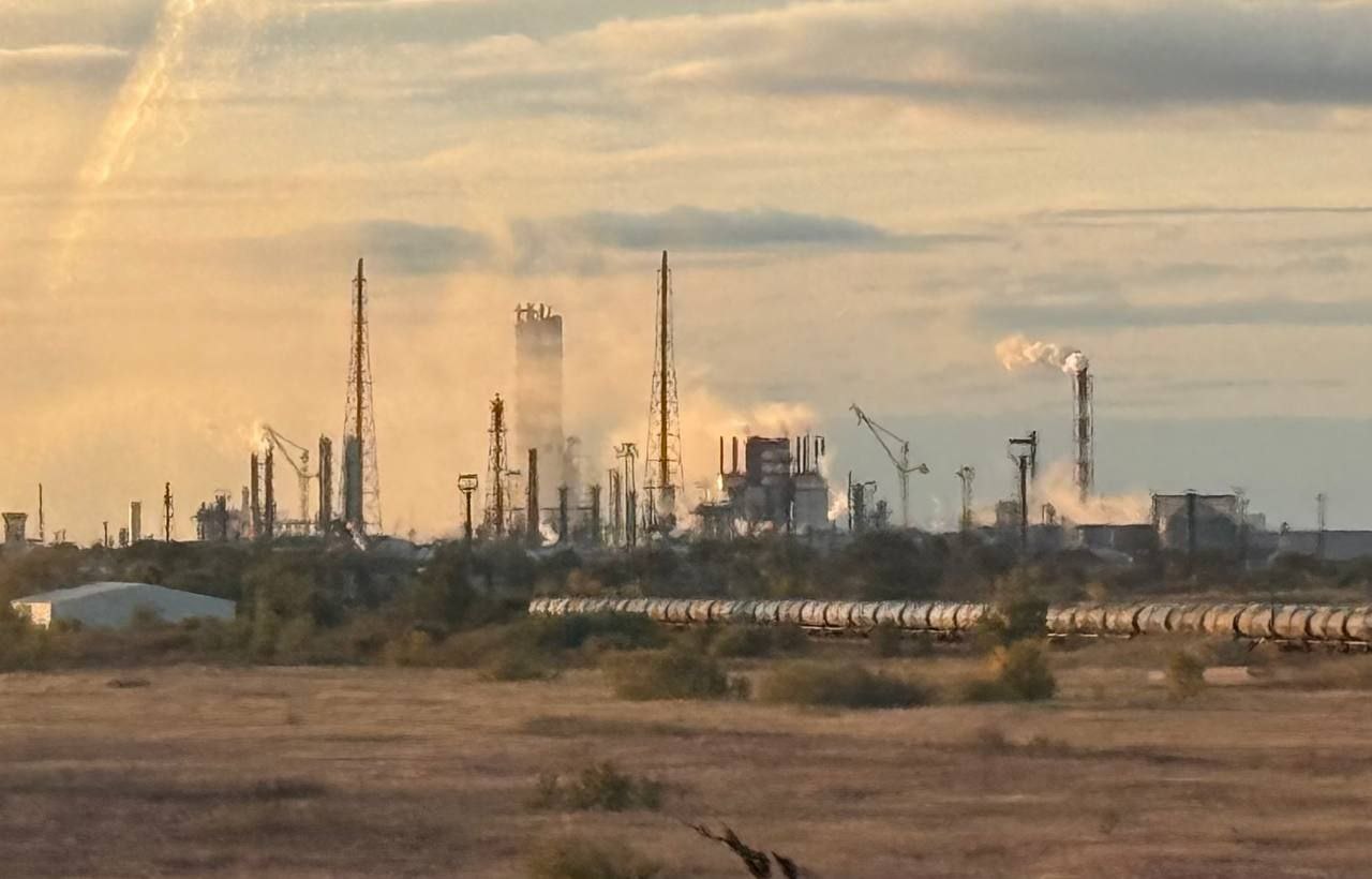 Загрязнение воздуха в Ставропольском крае составили рейтинг городов по данным Росгидромета по данным Росгидромета и Главной геофизической обсерватории им А И Войтека Повышенный уровень загрязнения зафиксирован в Ставрополе и Минеральных Водах В воздухе этих городов превышена норма по взвешенным веществам таким как пыль зола и сажа а также по формальдегиду В Невинномысске основной проблемой является высокое содержание диоксида азота При этом с 2020 года ситуация с загрязнением атмосферы в городах края существенно не изменилась