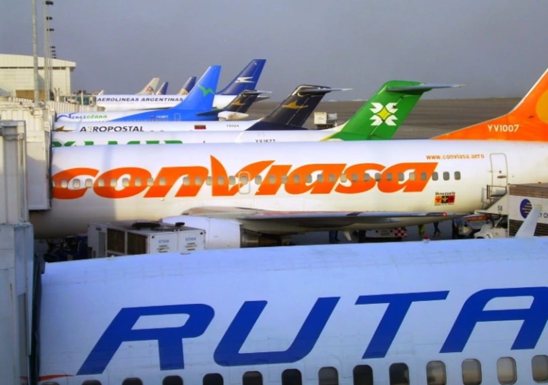 Между Петербургом и Венесуэлой открыли прямое авиасообщение Церемония открытия прошла в международном аэропорту имени Симона Боливара в Каракасе сообщает пресс служба российского посольства в Венесуэле Российский посол в Венесуэле Сергей Мелик Багдасаров назвал рейс воздушным мостом соединяющим сердца наших народов  Полеты будут выполняться 1 раз в 2 недели на лайнере Airbus A340 600 Фото Википедия Читать РБК Петербург