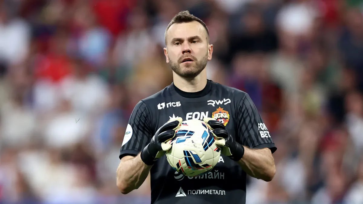 Вы думаете я шучу Акинфеев заявил о желании играть за ЦСКА до 45 лет Каким я вижу будущее Переподписание контракта минимум на пять лет Вы думаете я шучу заявил Акинфеев которому в апреле будущего года исполнится 40 лет ТАСС