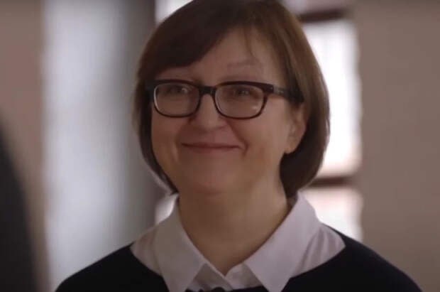 Основательница иноагентной Meduza иноагент Галина Тимченко объявлена в международный розыск Тимченко обвиняют в организации деятельности иностранного СМИ деятельность которого была признана нежелательной в России По версии следствия в сентябре 2024 и в марте 2025 года она публиковала в сети видео для вовлечения граждан в деятельность нежелательной в РФ организации с целью формирования протестных настроений В июне сообщалось об объявлении Тимченко в розыск Отмечалось что она заочно арестована на два месяца поделом Лучше и не скажешь Подписаться