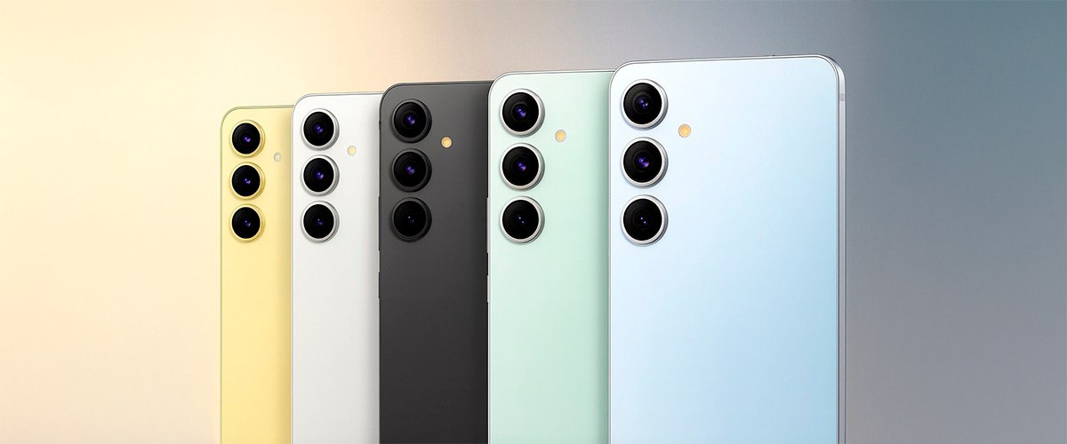 Стали известны российские цены на Samsung Galaxy S26 Отечественный ресурс MT Today раскрыл официальные цены на новые корейские флагманы в России предоставленные анонимным источником Базовый Galaxy S26 на 256 ГБ будет стоить 94 990 рублей версия на 512 ГБ 109 990 Аналогичные модификации S26 выйдут в 109 990 и 124 990 рублей соответственно Топовый Galaxy S26 Ultra обойдется в 139 990 рублей за 256 ГБ 159 990 рублей за 512 ГБ и аж 209 990 рублей за 1 ТБ в этой версии по слухам будет не 12 а 16 ГБ ОЗУ Презентация смартфонов состоится 25 февраля Мой Компьютер