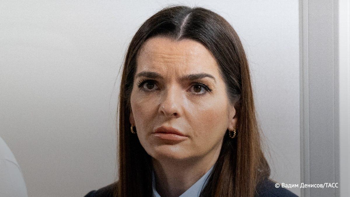 Глава Гагаузии Гуцул призвала граждан Молдавии голосовать на выборах против внешнего управления и милитаризации страны Мы должны сказать твердое нет рабству через внешнее управление бесконечным кредитам обременяющим будущие поколения милитаризации которая втягивает нашу страну в чужие конфликты