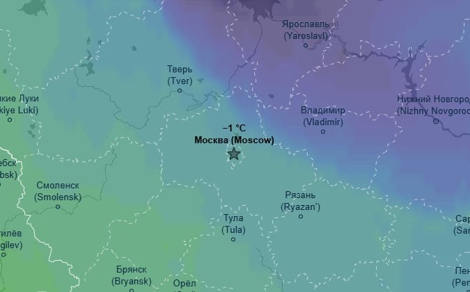 Сильных осадков в Московском регионе на следующей неделе не прогнозируется, дневные значения температуры в начале недели будут колебаться от 0 до минус 5 градусов, сообщил научный руководитель Гидрометцентра России Роман Вильфанд.  В четверг и пятницу ожидается небольшое понижение температуры, связанное с тем, что будет повышаться давление. Днем и ночью в четверг значения будут в диапазоне минус 6 - минус 11 градусов, в пятницу ночные температуры составят минус 10-15 градусов, днем - минус 5-10. Такой показатель ниже нормы на 4-5 градусов, отметил Вильфанд.