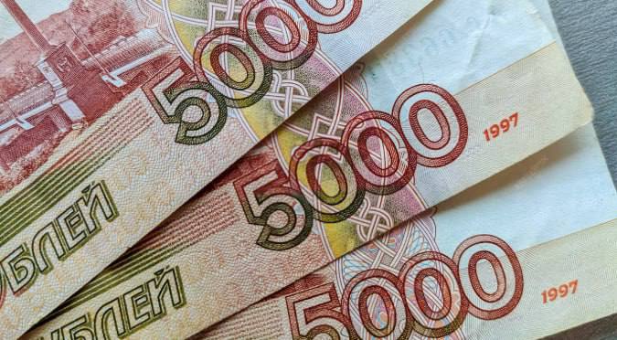 В России зафиксирован рост затрат на госзакупки Сильнее всего за 2025 год в России выросли суммы в госторгах на транспорт на 703 12 млрд рублей до 1 13 трлн рублей на безопасность до 174 55 млрд рублей на финансовые услуги и страхование 168 08 млрд рублей Всего за 11 месяцев этого года госзаказчики объявили более 2 86 млн торгов на общую сумму 12 72 трлн рублей Объем завершенных закупок вырос на 12 2 а темп роста оказался в два раза выше чем в аналогичном периоде 2024 года