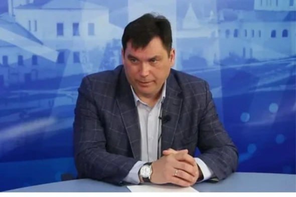 В Прикамье скончался известный врач реаниматолог Дмитрий Антипин В Пермском крае скончался кандидат медицинских наук известный врач анестезиолог реаниматолог высшей категории Дмитрий Антипин Об этом сообщили в пресс службе городской больницы Соликамска Дмитрий Антипин окончил Пермскую государственную медицинскую академию Медицине он посвятил более 20 лет своей жизни Несколько лет работал в Перинатальном центре города Соликамска занимал руководящие должности в больницах Соликамска и Березников и внёс существенный вклад в развитие здравоохранения Прикамья rbc perm