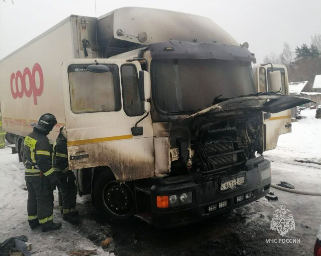 Грузовик загорелся в Псковском районе  Пожар произошел в деревне Гверздонь на улице Центральной. Предположительно, причиной возгорания стал аварийный режим работы автономной печи.  Псковские пожарные оперативно ликвидировали очаг возгорания. Пострадавших нет.    СОСЕДИ60        ДАТЬ БУСТ      Отправить нам новость