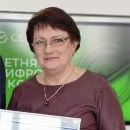 Преподаватель из Хабаровска прошла в полуфинал телешоу Мария Михайлова, преподаватель математики из Хабаровского техникума техносферной безопасности и промышленных технологий, приглашена в Москву на съёмки полуфинала телепроекта «Классная тема!» 12+ . Из 6720 участников в следующий этап прошли только 35 педагогов — по пять лучших в каждой из семи дисциплин. Фото: Минобрнауки. Хабаровский край AmurMedia Прислать новость