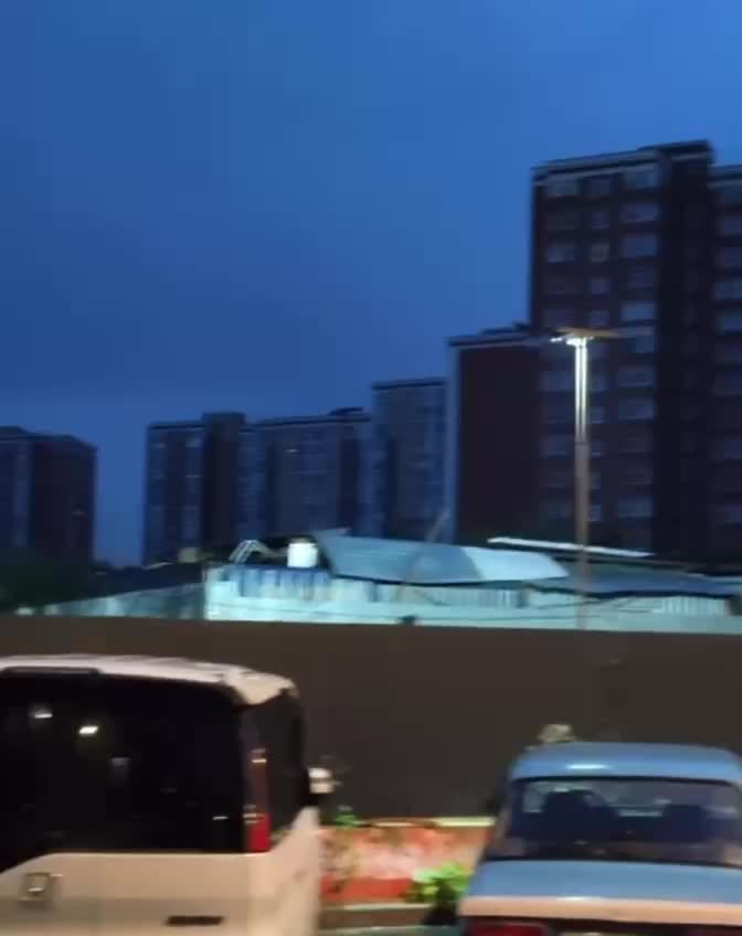 В Коммунарке несколько домов остались без света из-за повреждения кабеля на стройке