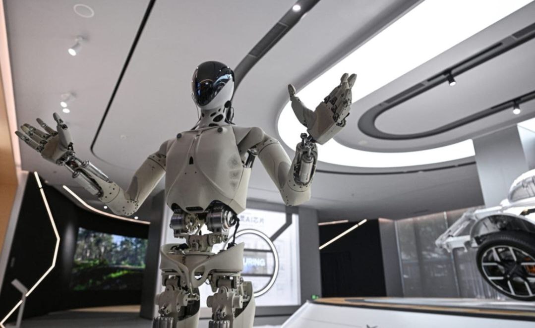 Politico Трамп формирует коалицию для противостояния Китаю в сфере редкоземов ИИ и других технологий Администрация Трампа заручилась поддержкой пяти союзных стран в деле создания коалиции для снижения доминирующей роли Китая в области редкоземельных металлов РЗМ а также его мощи в качестве центра ИИ и других технологических секторов NewsEconomics