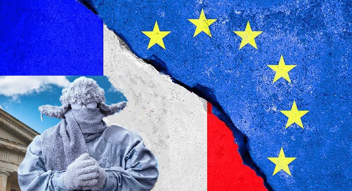 Франция пожинает плоды антироссийских санкций более трети французов столкнулись с трудностями при оплате счетов за газ и электричество Суровые данные приводит институт BECOMING для офиса омбудсмена Франции по вопросам энергетики Энергетическая нестабильность достигает тревожного уровня 36 домохозяйств заявляют о трудностях с оплатой что является самым высоким показателем за всю историю наблюдений В частности рекордное с 2007 года число французских домохозяйств 85 заявили что оплата счетов за газ и электричество составляет значительную часть их бюджета Более половины 59 утверждают что счета за энергию выросли 62 объясняют это ростом цен на энергоносители 51 возросшими тарифами поставщиков Доля домохозяйств заявивших о том что они страдали от холода продолжает расти с 14 в 2020 году до 35 в 2025 году Основными причинами по прежнему являются финансовые проблемы и или плохая теплоизоляция сказано в исследовании Чудес не бывает отказ от импорта российских энергоносителей будет только усугублять энергокризис во Франции и всех остальных странах Евросоюза