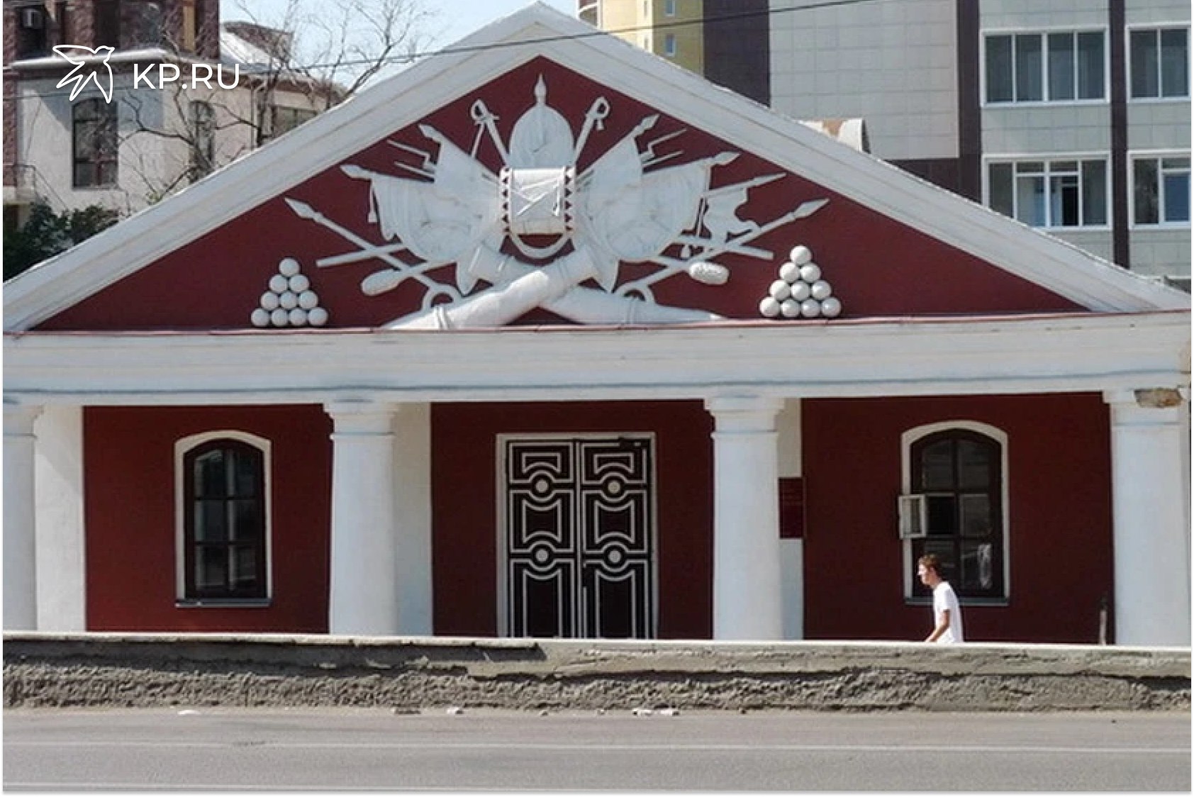 В Воронеже пройдет Арсеналфест В течение трех дней воронежцев познакомят с историей освобождения города от фашистов С 23 по 25 января в Воронеже пройдет Арсеналфест Дату военно патриотического фестиваля выбрали не случайно его посвятят годовщине освобождения Воронежа от фашистских захватчиков Город очистили от немцев 25 января 1943 года В честь этого праздника памяти и истории и пройдет форум В программе Арсеналфеста работа интерактивных площадок экскурсии концерты оркестра русских народных инструментов акция Народная память и конкурс рисунков Защитник Отечества Мероприятия запланированы на двух площадках в музее Арсенал ул Степана Разина 43 и музее ВДВ ул Лизюкова 42в