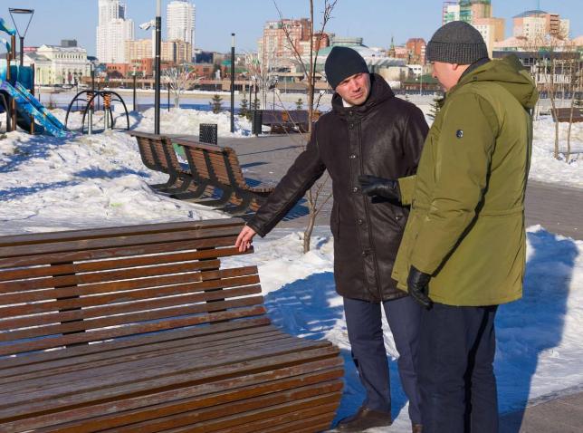 В челябинском Арт-сквере обновят игровую площадку, ландшафт и лавочки   За три года многие элементы общественного пространства заметно износились.