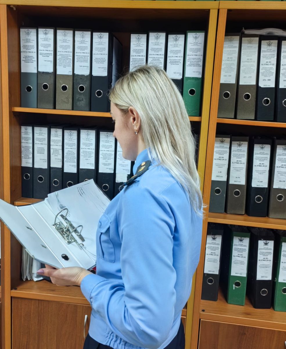 Орловец задолжал по алиментам и попал под уголовку Отец 12-летней девочки стал фигурантом дела о неуплате средств на содержание детей ст. 157 УК РФ . Об этом сообщили в службе судебных приставов. ↗ Прислать новость Подписаться