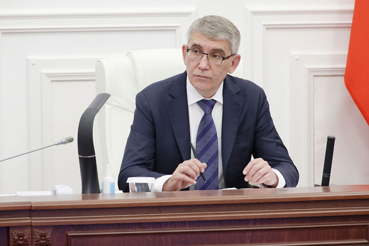 Пострадавшие от БПЛА в Тульской области получат компенсацию Губернатор Дмитрий Миляев провел оперативное совещание. На нем обсудили ситуацию по атакам беспилотников на Тульскую область, которые продолжаются с 20 мая. Подробнее Подписаться