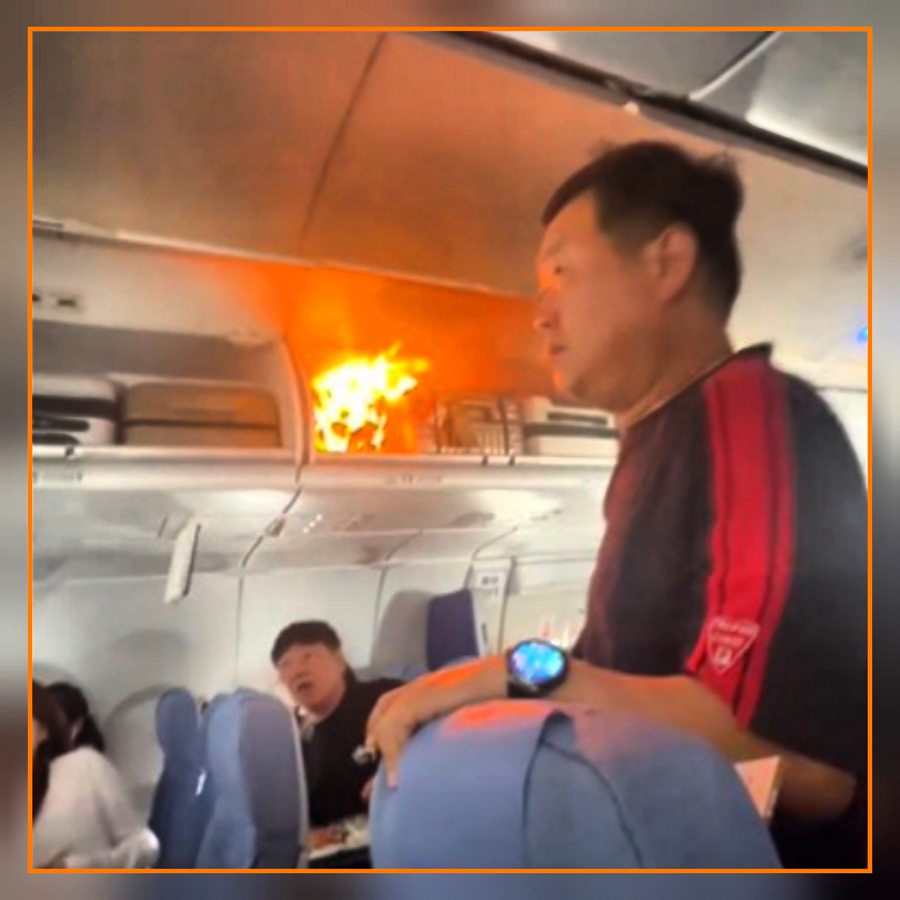 Самолёт Air China совершил экстренную посадку из за возгорания багажа 18 10 2025 Пассажирский рейс Air China CA139 летевший из Ханчжоу в Инчхон совершил экстренную посадку в Шанхае после возгорания багажа в салоне Инцидент произошёл сегодня утром спустя час после вылета из аэропорта Сяошань на верхней багажной полке вспыхнул огонь По данным авиакомпании пожар вызвала литиевая батарея находившаяся в ручной клади одного из пассажиров Экипаж быстро потушил возгорание пострадавших нет После проверки безопасности самолёт вылетел из Шанхая и прибыл в Инчхон Инцидент вновь поднял вопрос безопасности перевозки батарей с июня Китай запретил провоз в салоне пауэрбанков без сертификации 3C Вся Корея Корея ВсяКорея новости пожар самолёт