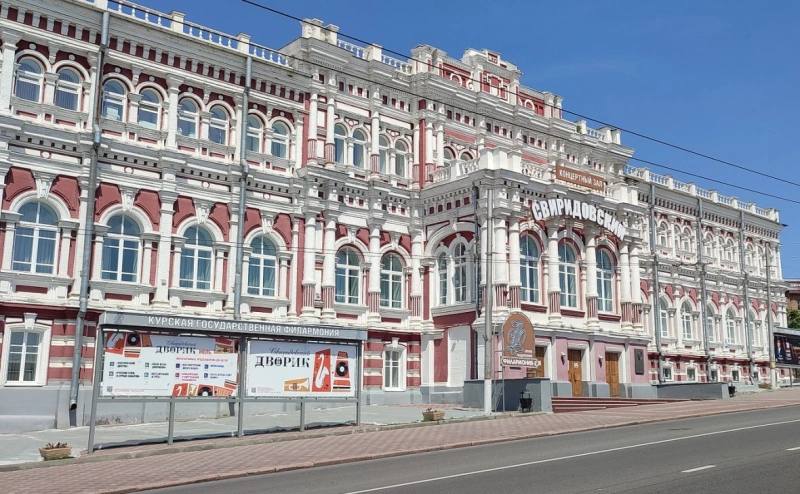 Курская область получит льготы на реконструкцию памятников культуры Курская область станет девятым регионом, включенным в пилотный президентский проект по восстановлению аварийных объектов культурного наследия ОКН . Об этом в своем телеграм-канале сообщил врио губернатора Александр Хинштейн по итогам совещания под руководством заместителя главы администрации президента Максима Орешкина. Реализация проекта позволит Курской области получить доступ к дополнительным мерам поддержки, в том числе к механизму льготного кредитования.